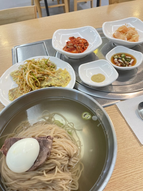 그릇정인 이미지