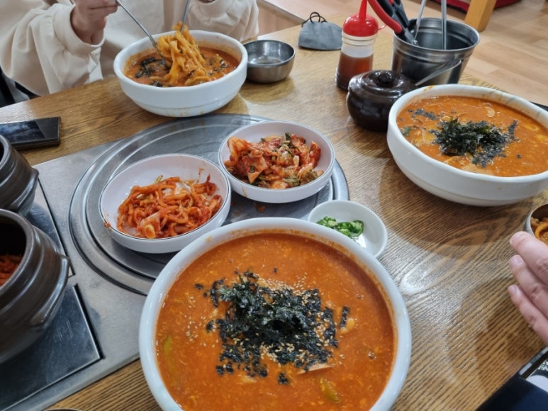 다복손칼국수 이미지