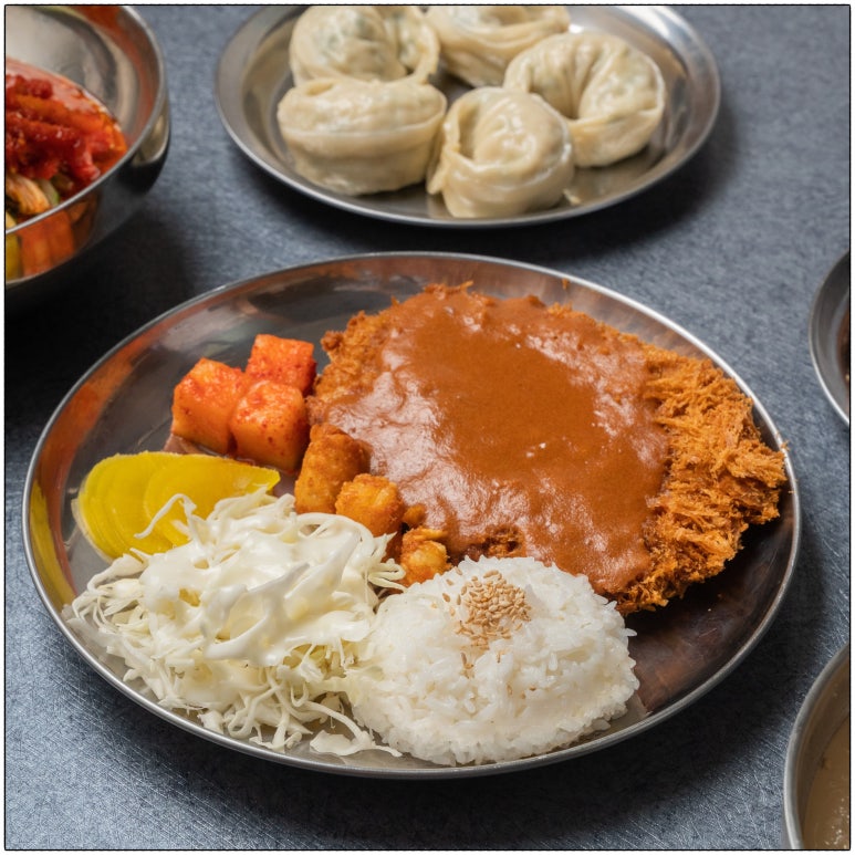 육각수냉면 이미지