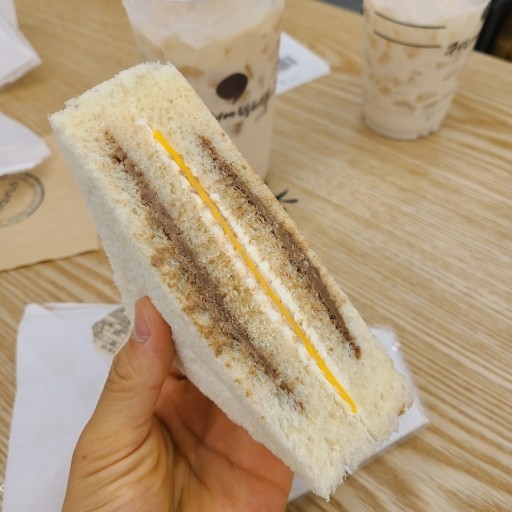 커피에반하다무인카페 이미지