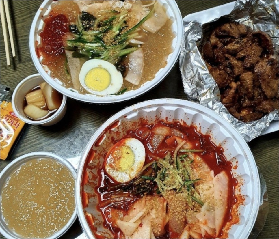 육각수냉면 이미지