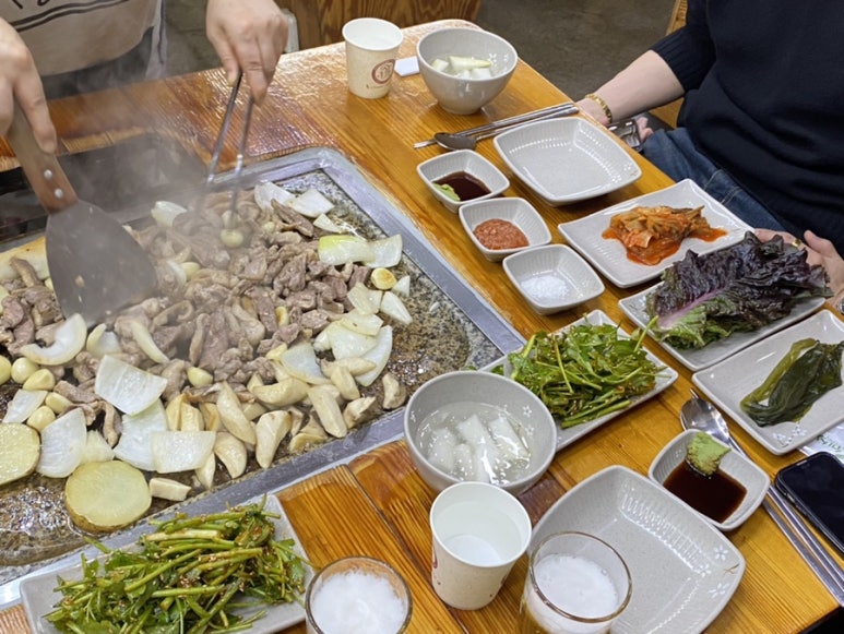 까치골오리돌구이 이미지