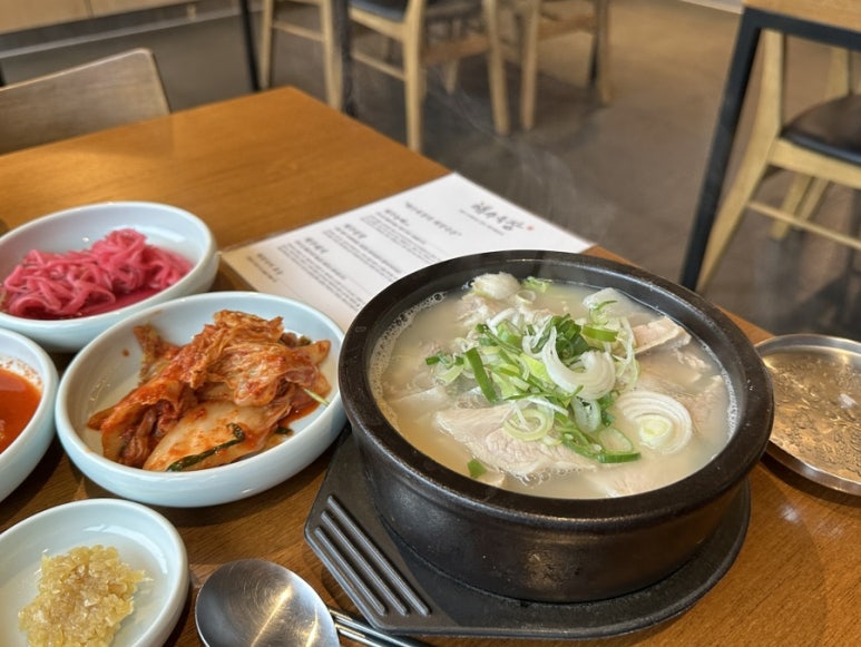 욱이수육 이미지