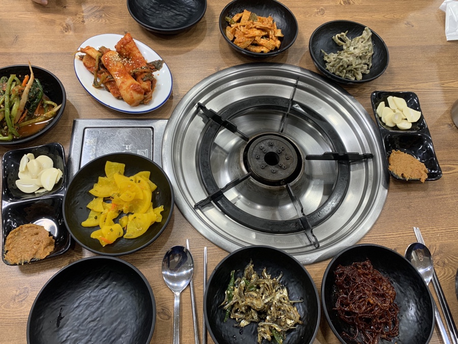 고기본색 이미지