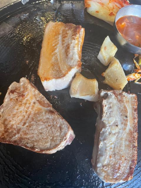맛있다솥뚜껑삼겹살 이미지