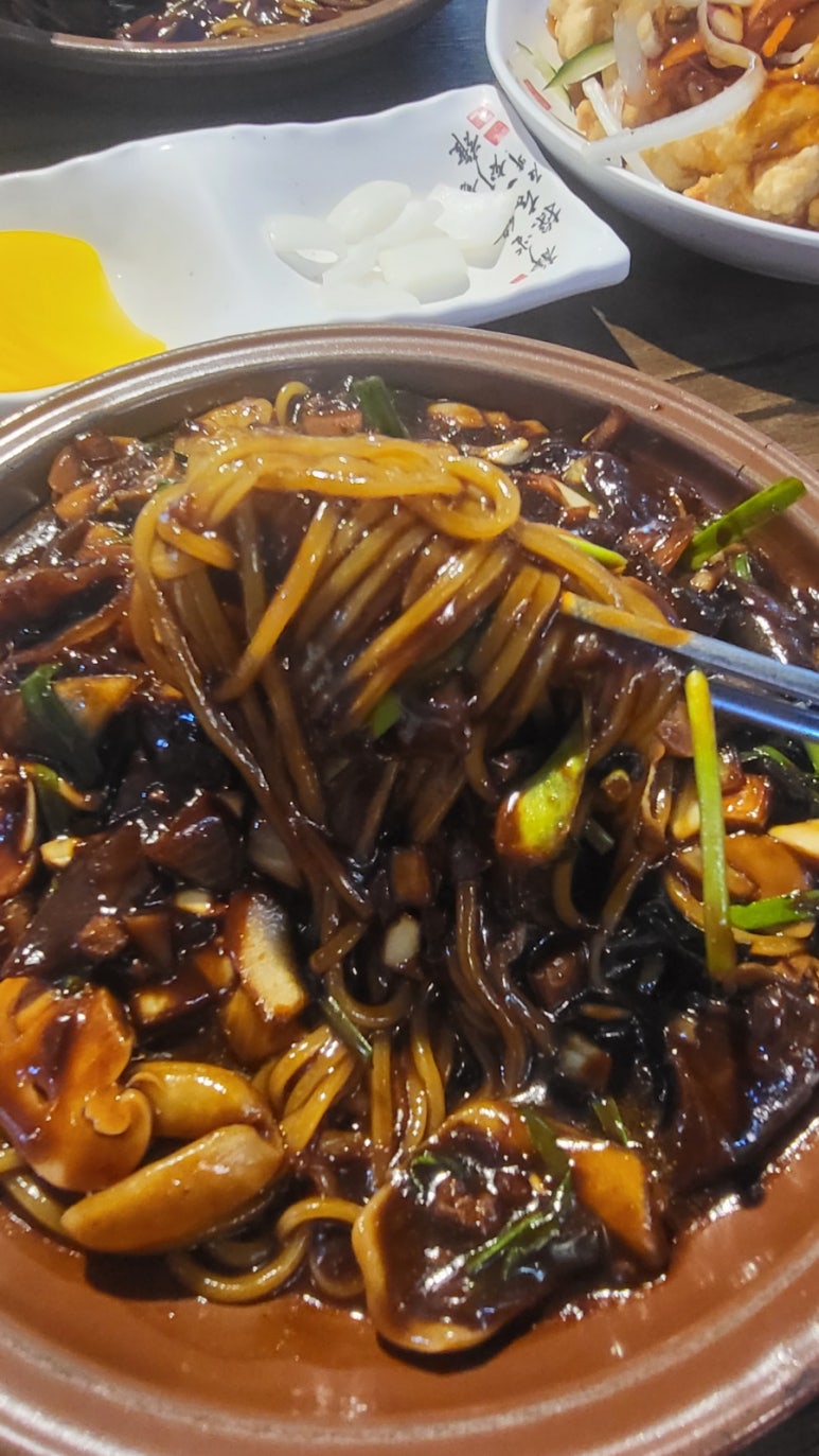 황궁쟁반짜장도원 이미지