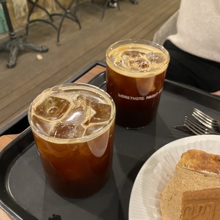 썸띵어바웃커피 이미지