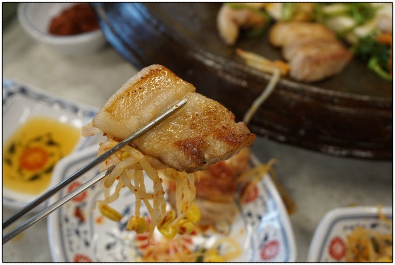 무쇠김치삼겹 대전봉명점 이미지