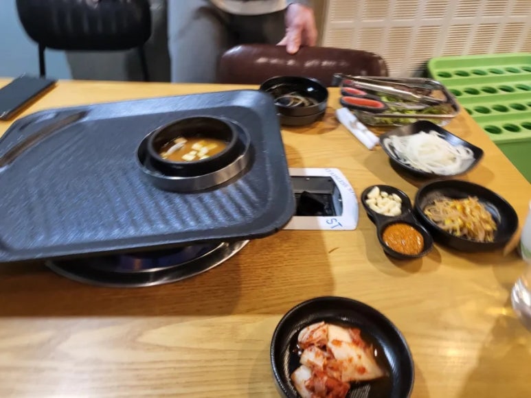 육품달 이미지