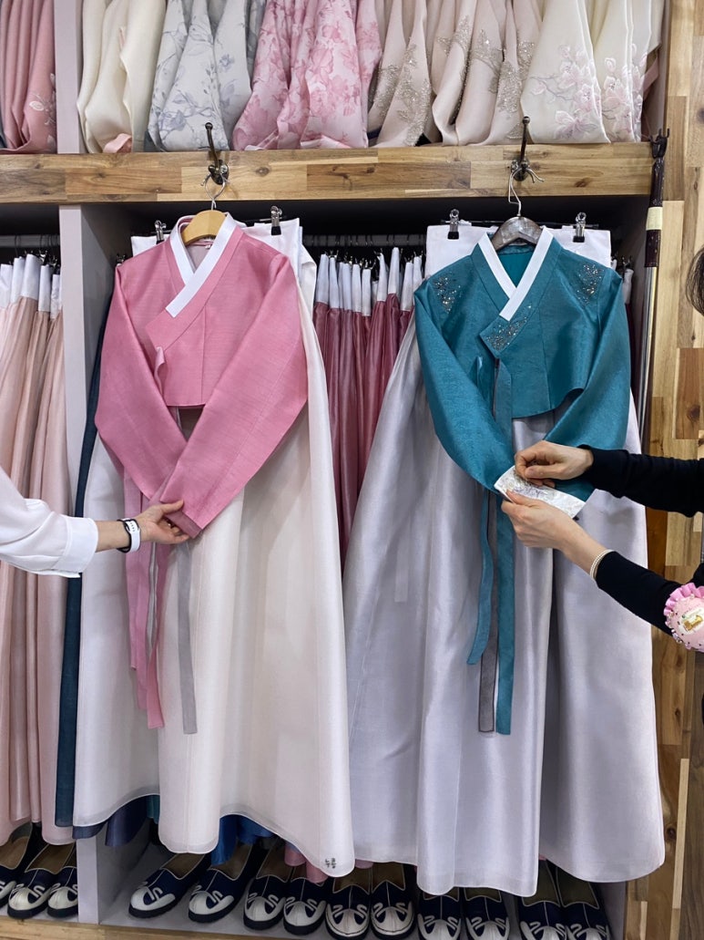 위더스한복 이미지