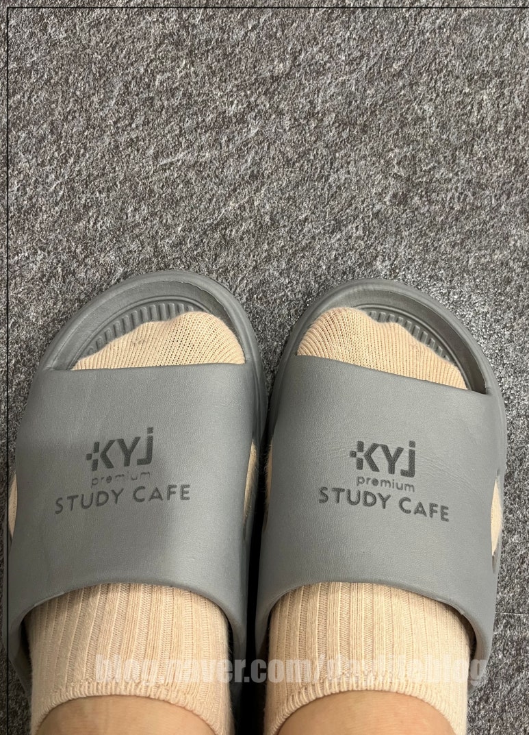 케이와이제이스터디카페 이미지
