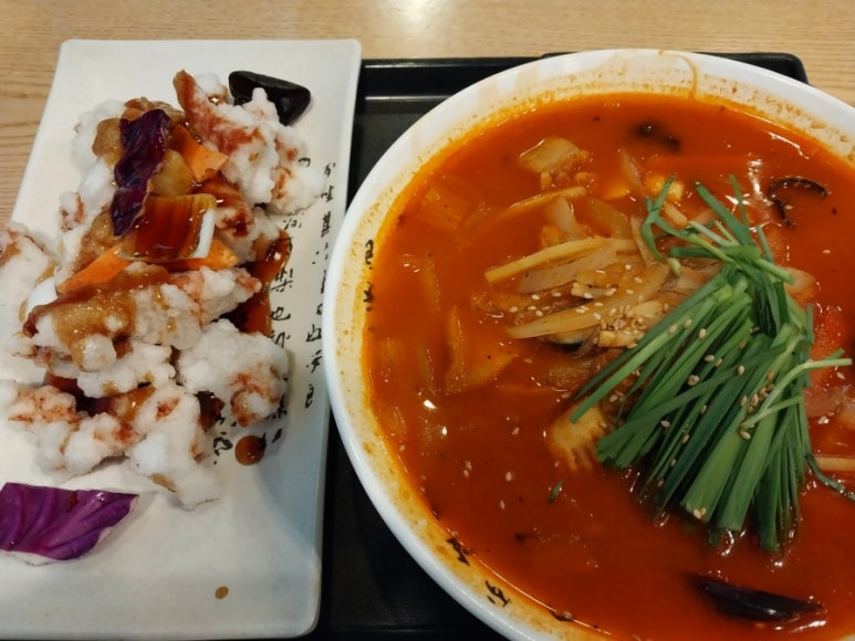 속초중앙시장해물짬뽕&홍대쌀국수 이미지