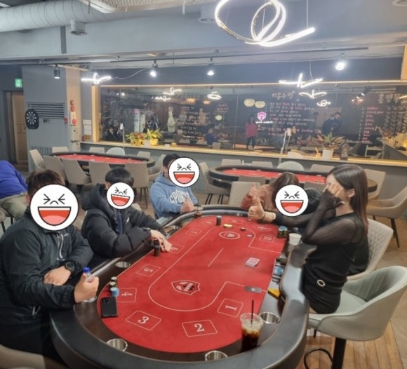 메이드홀덤펍 이미지