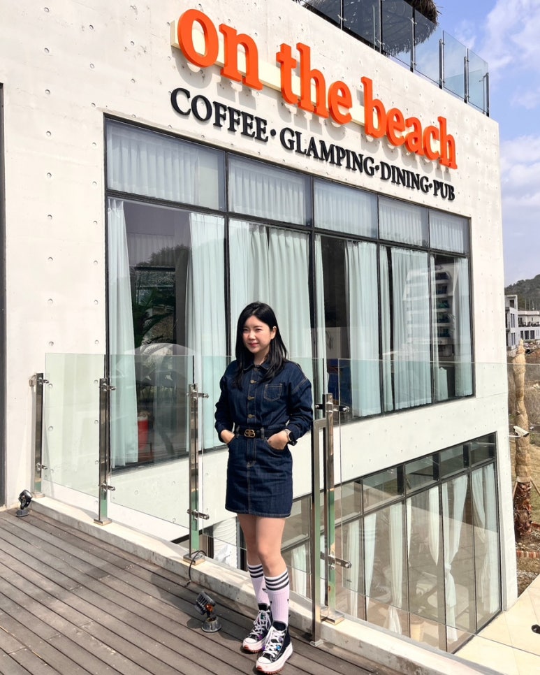 피크닉온더비치 이미지