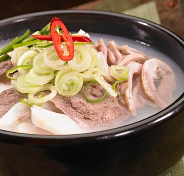 엄마국밥 이미지