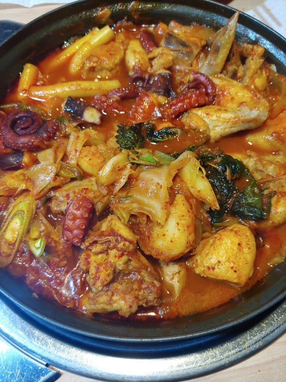 닭발싸롱가음정점 이미지