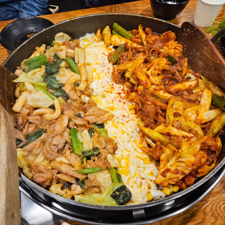 유가네닭갈비장한평역점 이미지