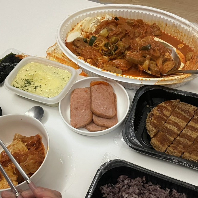 조선팔도통큰김치찜 이미지