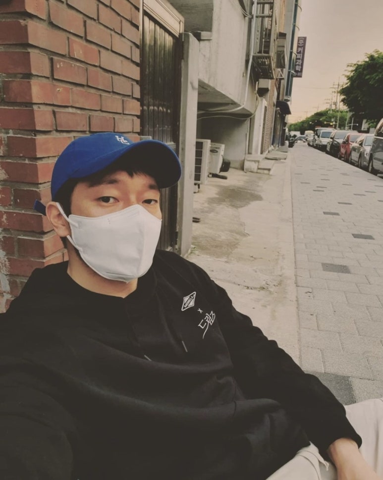 마녀의화원 이미지