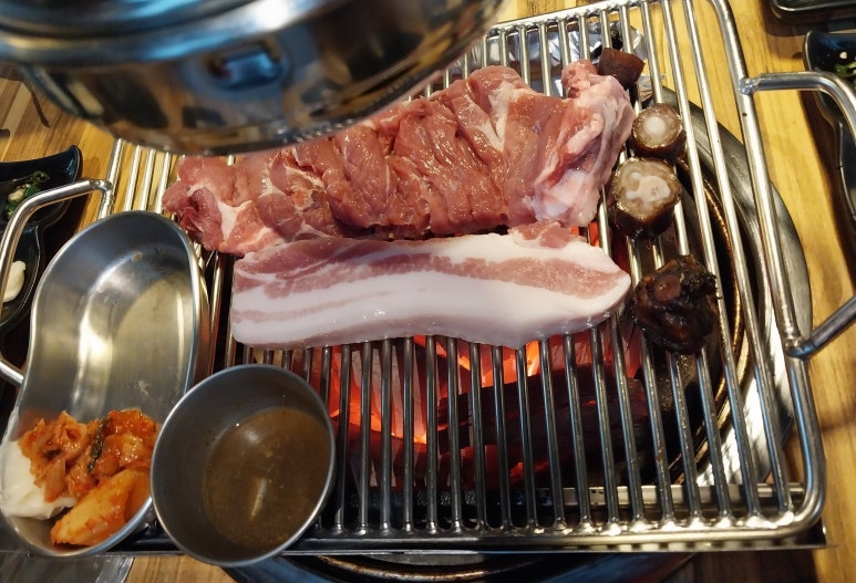 884숯불낭만돼지 이미지