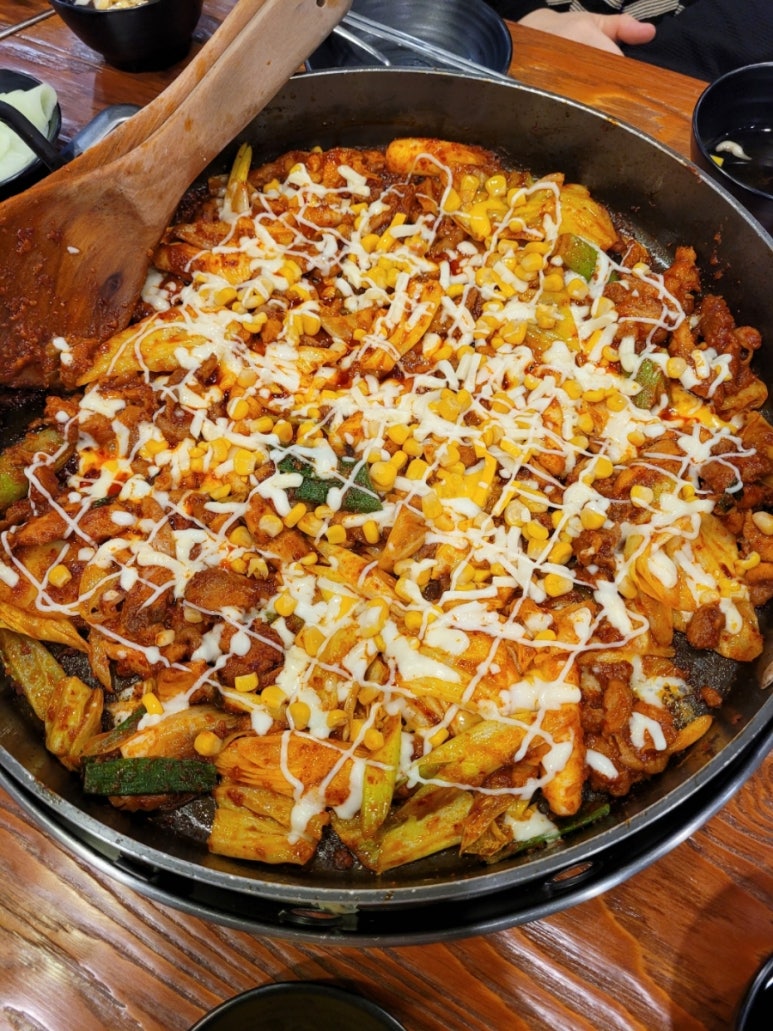 유가네닭갈비장한평역점 이미지
