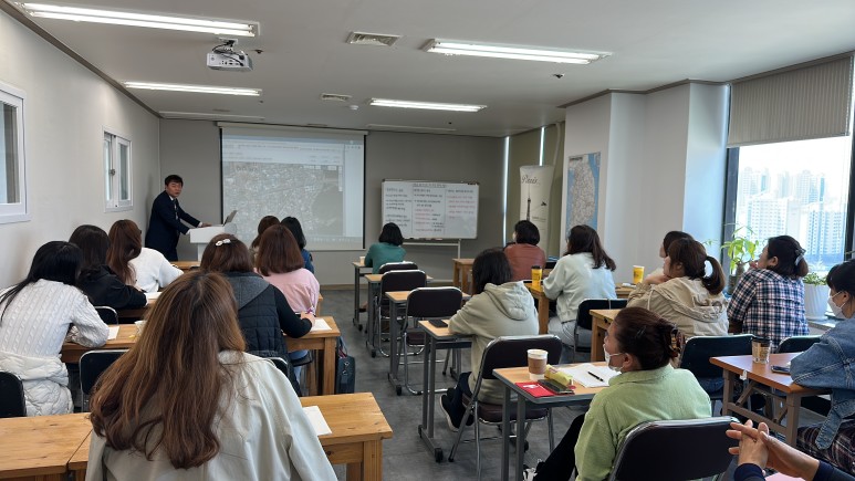탑플러스경매학원 이미지