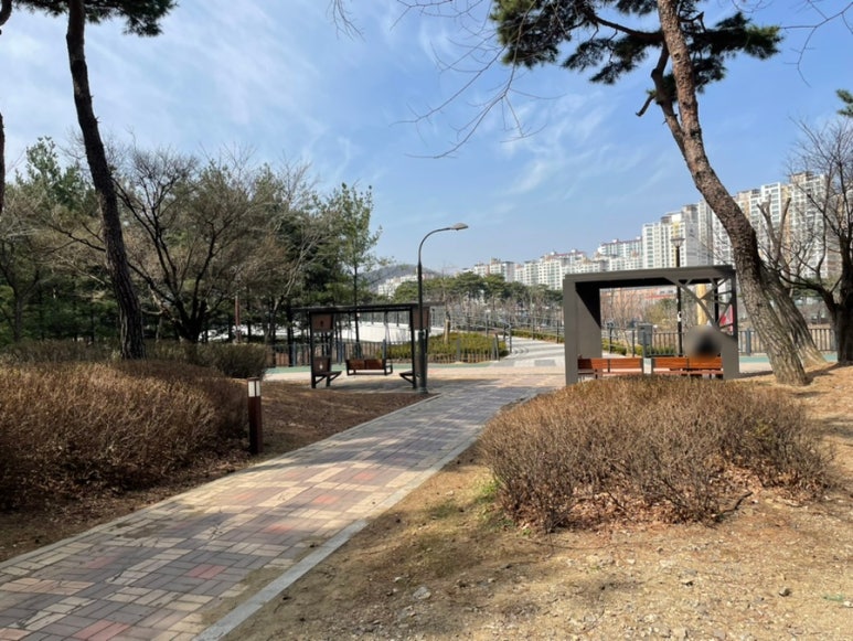 카페이륜당 이미지