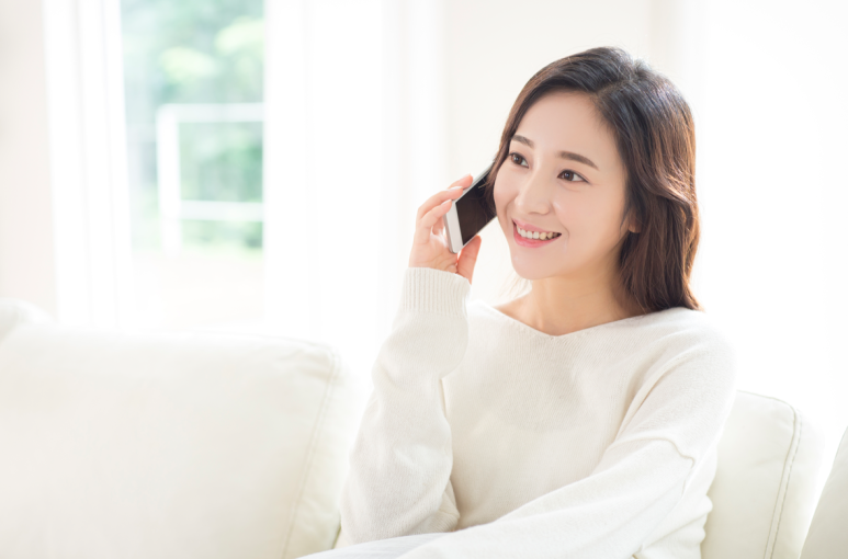 틈사이휴대폰 이미지