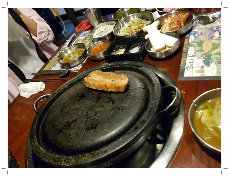 삼겹살집 이미지