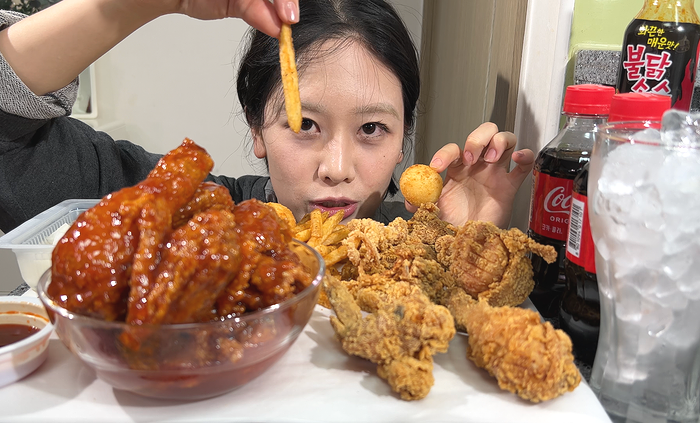 윤사부치킨 이미지