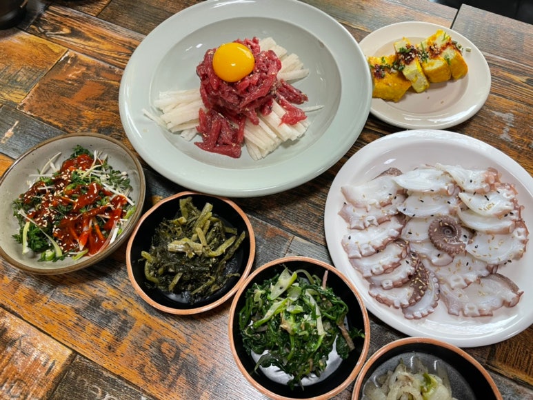 한옥마을녹색흑염소 이미지