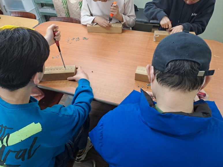 더원직업훈련센터 이미지