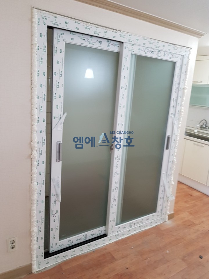 시대샷시 이미지