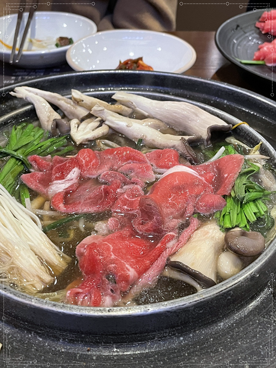 즐거운밥상한식뷔페 이미지