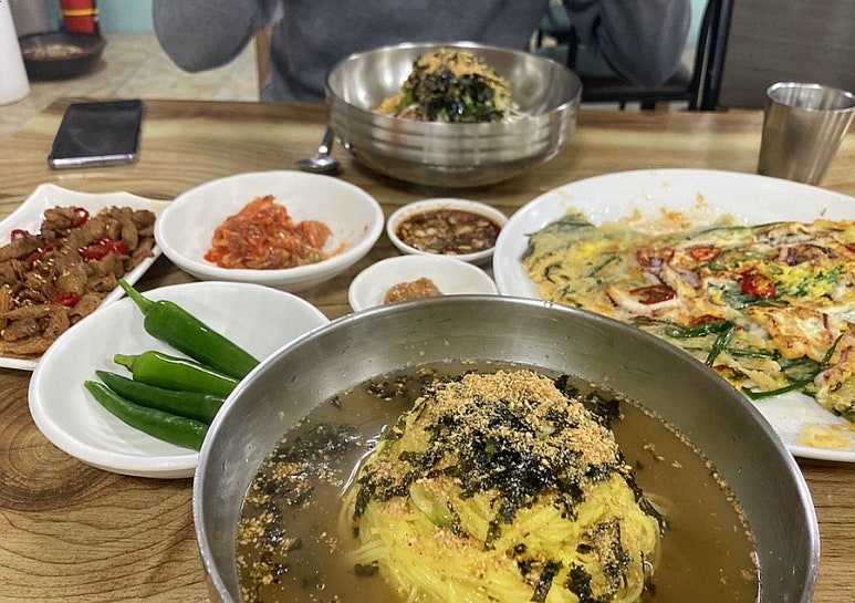 송가네잔치국수 이미지