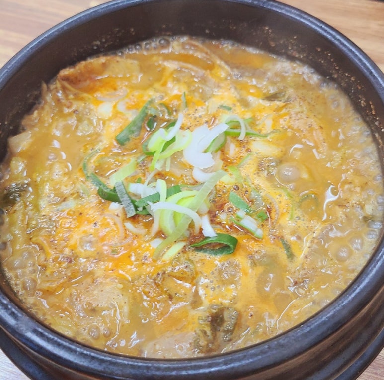 몸뜻갈비탕 이미지