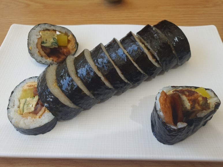 민속칼국수 이미지