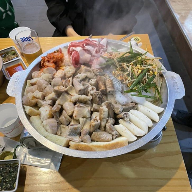 달팽이가 그린 집 이미지