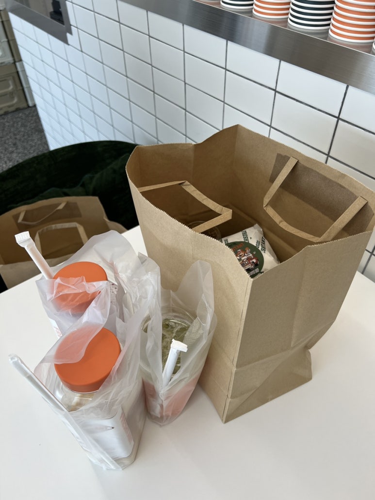 프레시턴트 진해점 이미지