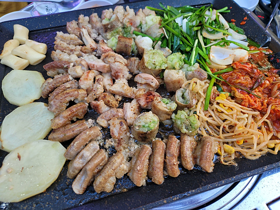 # 곱창&뒷고기 이미지