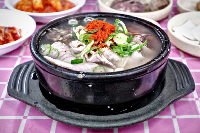 공주얼큰이칼국수 이미지