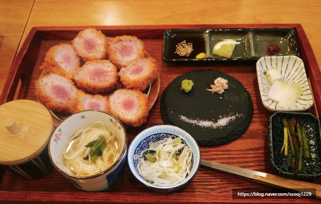 카츠홀릭 이미지