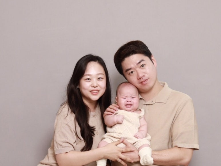 광명셀프사진관나의흑백관셀프스튜디오 이미지