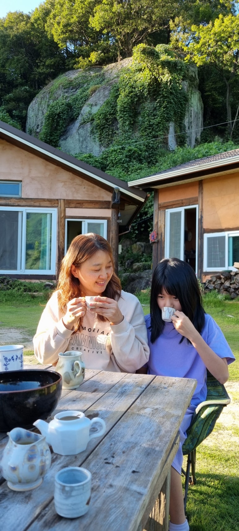 카페인민박 이미지