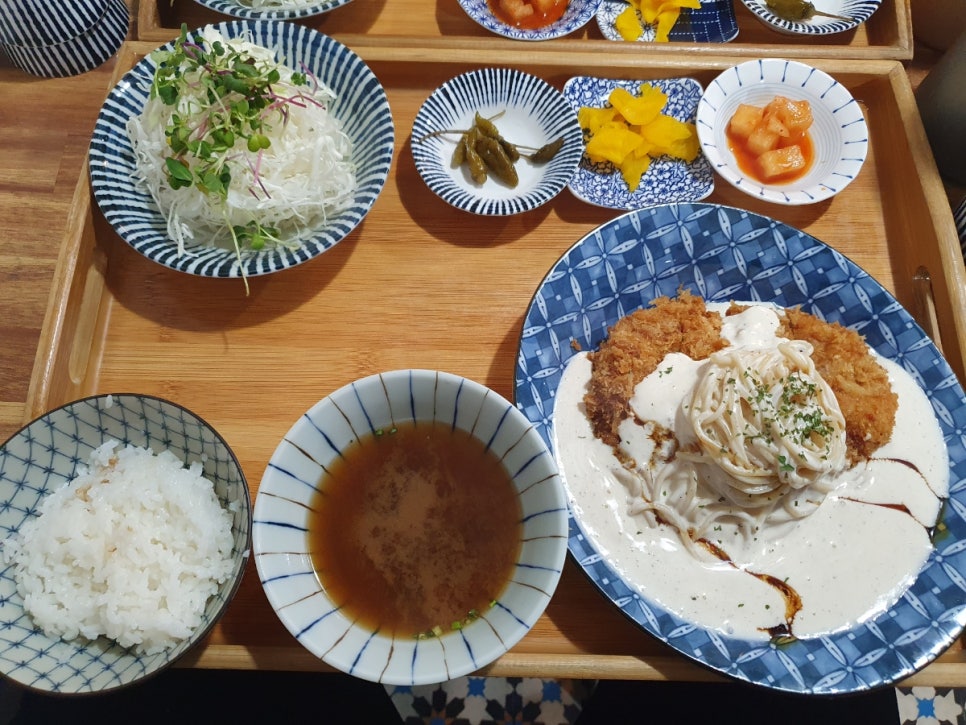 카도돈카츠 이미지