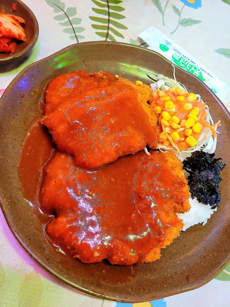 퓨전수제돈까스 이미지