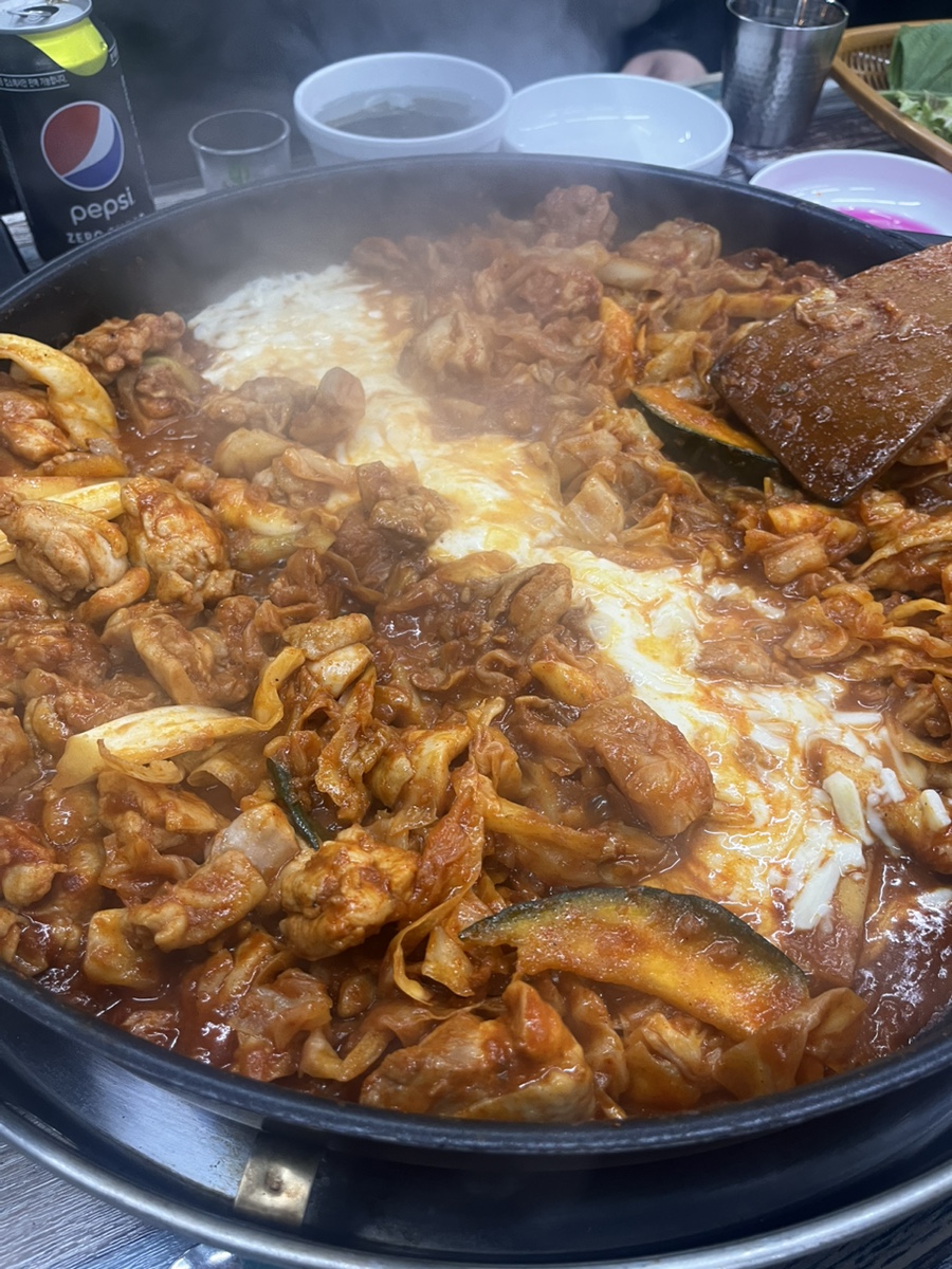 신백닭갈비 이미지