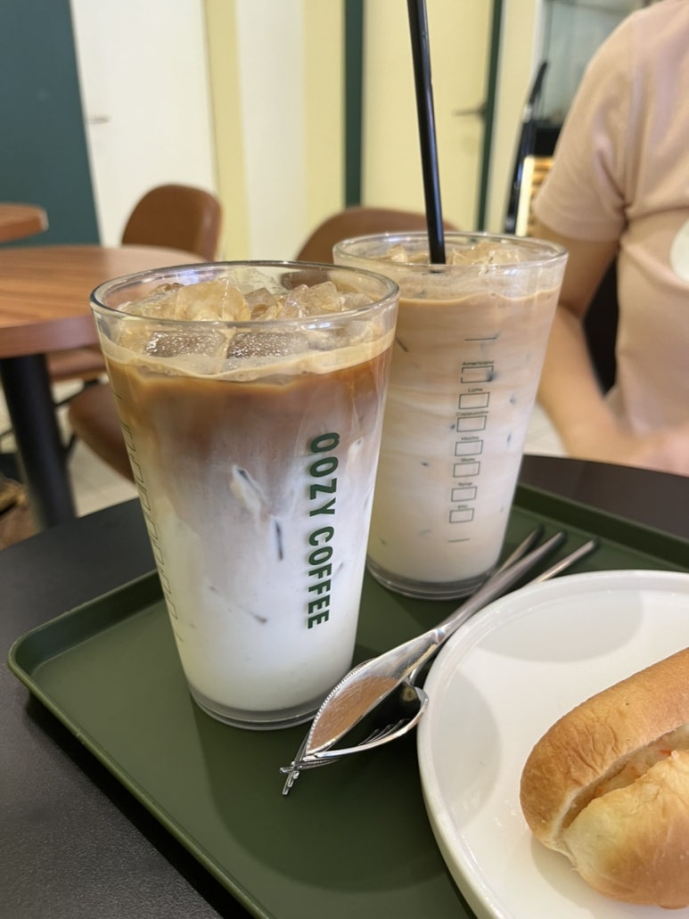 우지커피 개봉점 이미지