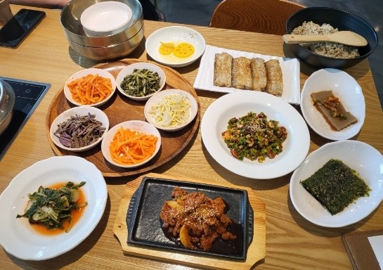 홍이 보리밥 이미지