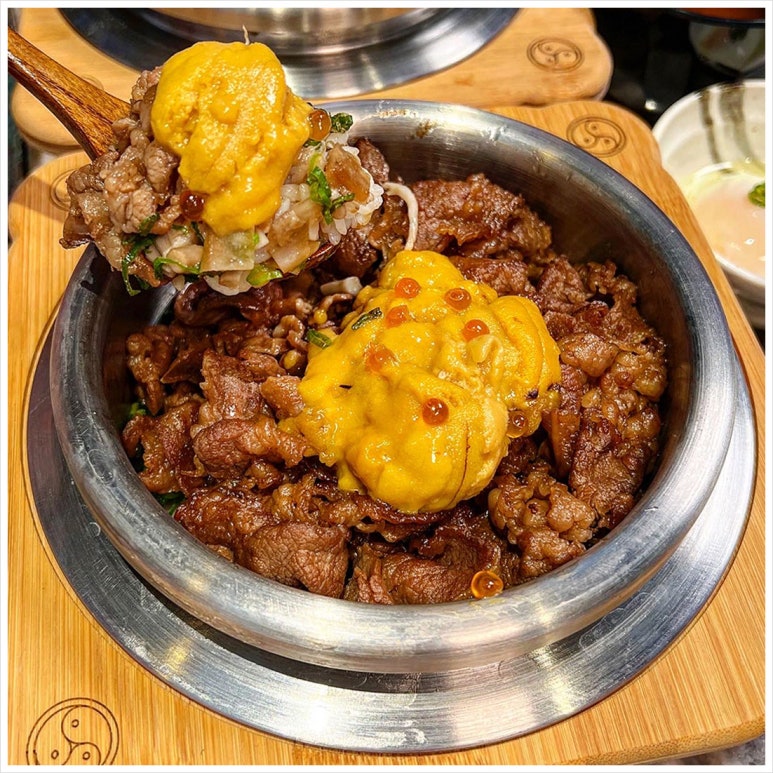 엠오엠플레이스 이미지